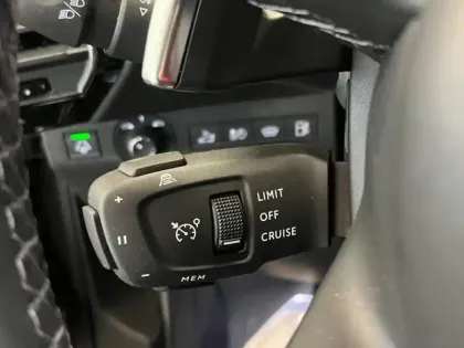 Photo 14 DS DS 7  E-TENSE 4x4 300ch Opera