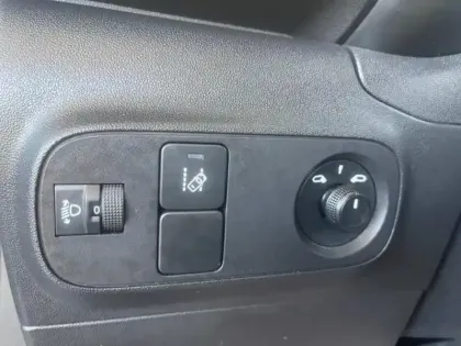 Photo 9 Citroën C3  1.2 PureTech 83ch S&S YOU!