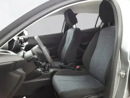 Photo 36 Peugeot 208  PureTech 75 S&S BVM5