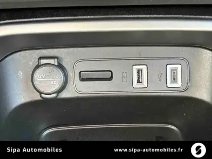 Photo 28 Jeep Avenger  1.2 Turbo T3 100 ch