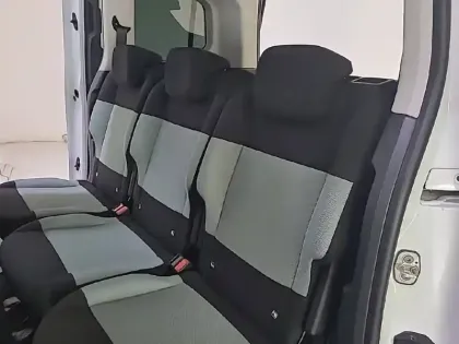 Photo 11 Citroën Berlingo  Taille M PureTech 110 S&S BVM6