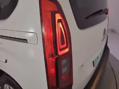 Photo 16 Citroën Berlingo  Taille M PureTech 110 S&S BVM6