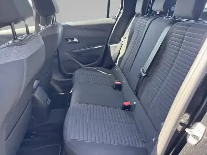 Photo 11 Peugeot 208  Electrique 50 kWh 136ch