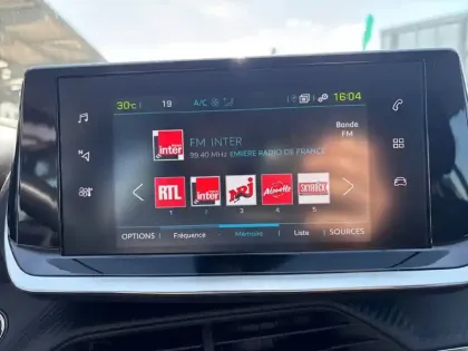 Photo 14 Peugeot 208  Electrique 50 kWh 136ch