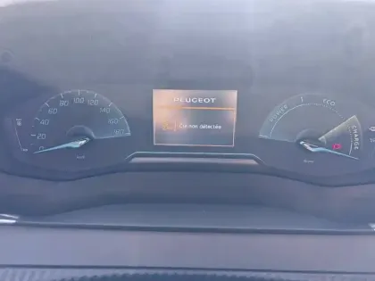 Photo 9 Peugeot 208  Electrique 50 kWh 136ch