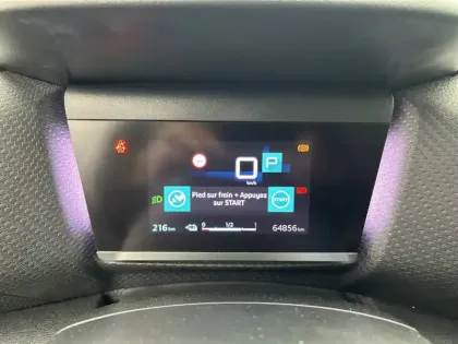 Photo 9 Citroën C4 e- 136 ch Automatique