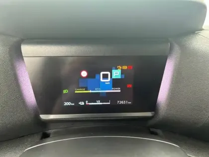 Photo 9 Citroën C4 e- 136 ch Automatique