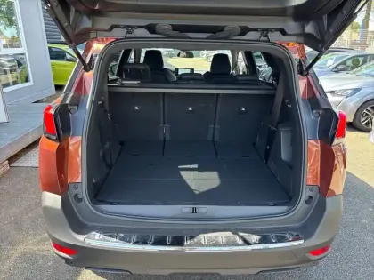 Photo 5 Peugeot 5008  PureTech 130ch S&S EAT8