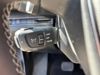 Photo 14 Peugeot 5008  PureTech 130ch S&S EAT8