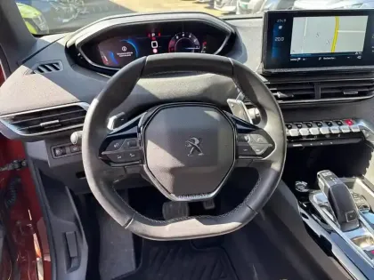 Photo 8 Peugeot 5008  PureTech 130ch S&S EAT8