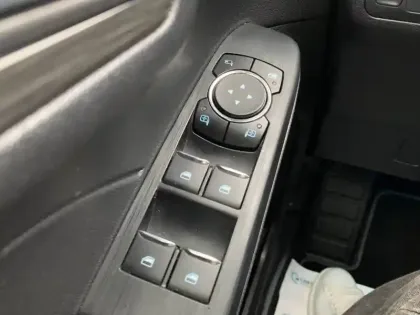 Photo 17 Ford Kuga  2.5 Duratec 243 ch PHEV Powershift