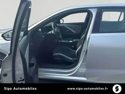 Photo 11 Opel Astra  Sports Tourer 1.5 Diesel 130 ch BVA8