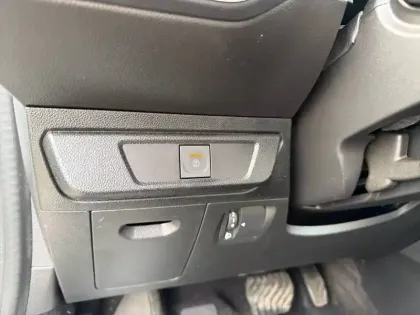 Photo 19 Dacia Jogger  Hybrid 140 7 places GSR2