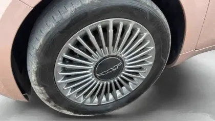 Photo 8 Fiat 500  e 95 ch