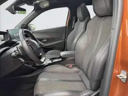 Photo 10 Peugeot 2008  BlueHDi 130 S&S EAT8