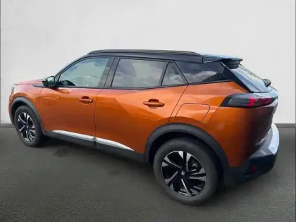 Photo 6 Peugeot 2008  BlueHDi 130 S&S EAT8