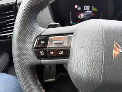 Photo 14 DS DS 4  Hybride E-Tense 225 EAT8