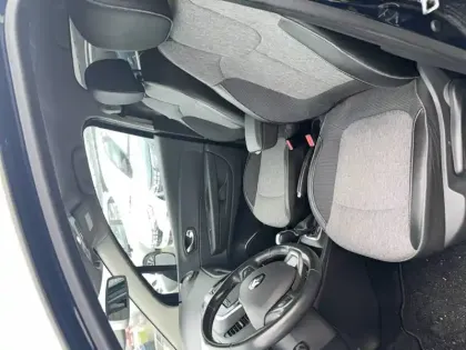 Photo 15 Renault Captur  TCe 120 Energy EDC Intens