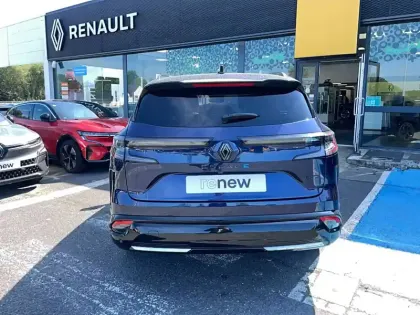 Photo 23 Renault Espace  E-Tech full hybrid 200 GSR2