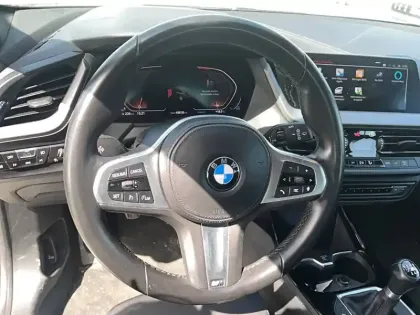 Photo 14 BMW Serie 1 116i 109 ch