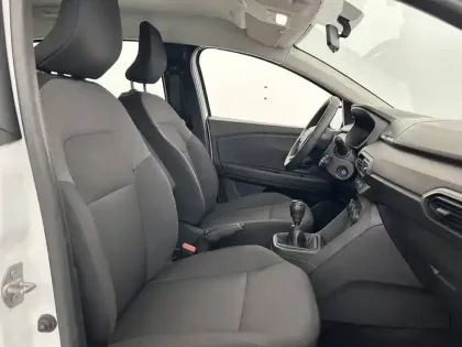 Photo 22 Dacia Sandero  SCe 65