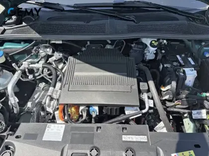 Photo 11 Peugeot 308  Electrique 55 kWh 156ch