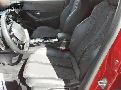 Photo 8 Peugeot 208  Electrique 50 kWh 136ch