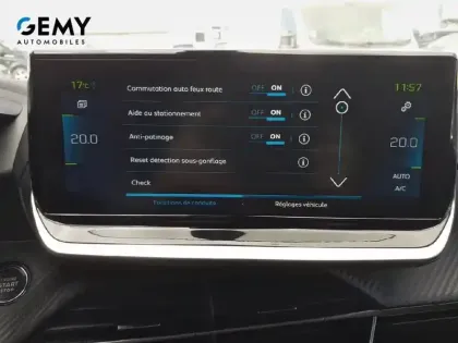 Photo 18 Peugeot 208  Electrique 50 kWh 136ch