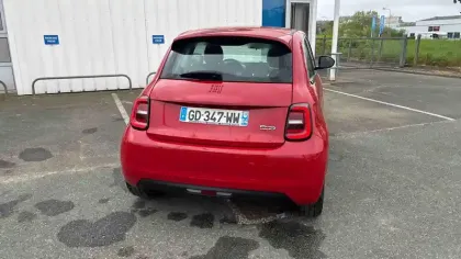 Photo 22 Fiat 500  e 95 ch