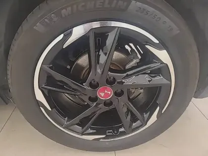 Photo 12 DS DS 7 DS7 Crossback Hybride E-Tense 225 EAT8