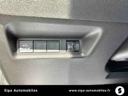 Photo 16 Jeep Avenger  1.2 Turbo T3 100 ch