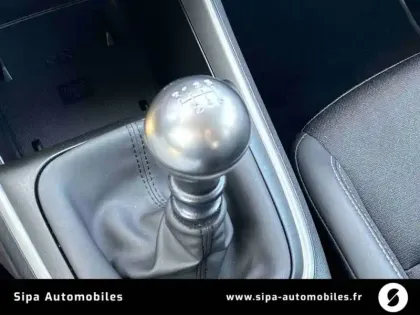 Photo 34 Jeep Avenger  1.2 Turbo T3 100 ch