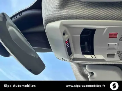 Photo 23 Jeep Avenger  1.2 Turbo T3 100 ch