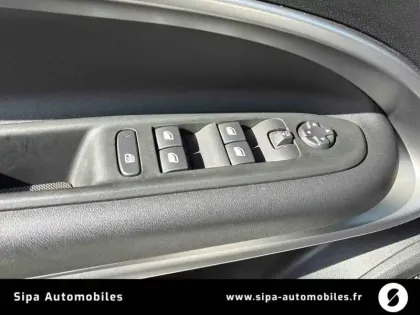 Photo 15 Jeep Avenger  1.2 Turbo T3 100 ch