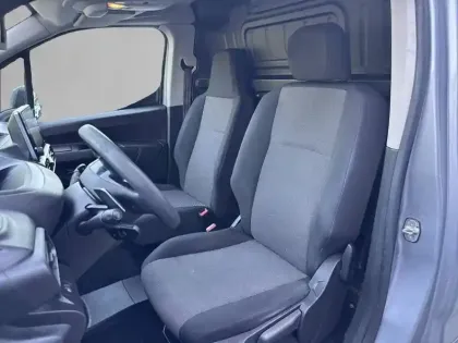 Photo 10 Peugeot Partner  FOURGON LONG 950 KG BLUEHDI 130 S&S EAT8