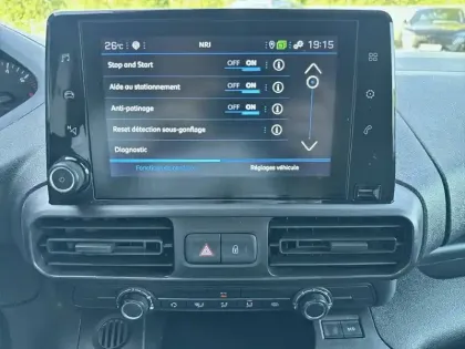 Photo 23 Peugeot Partner  FOURGON LONG 950 KG BLUEHDI 130 S&S EAT8