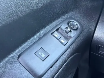 Photo 14 Peugeot Partner  FOURGON LONG 950 KG BLUEHDI 130 S&S EAT8