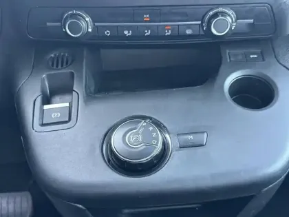 Photo 13 Peugeot Partner  FOURGON LONG 950 KG BLUEHDI 130 S&S EAT8