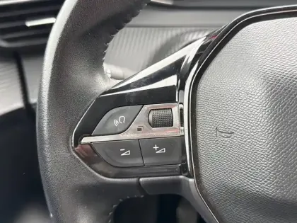 Photo 17 Peugeot 208  PureTech 75 S&S BVM5