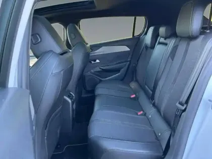 Photo 12 Peugeot 3008  Hybrid 145 e-DCS6