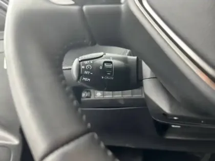 Photo 18 Peugeot 208  Electrique 50 kWh 136ch