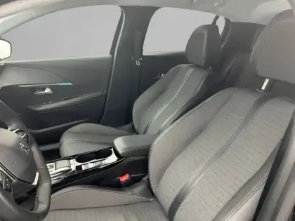 Photo 10 Peugeot 208  Electrique 50 kWh 136ch