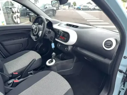 Photo 13 Renault Twingo  III E-Tech