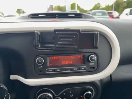 Photo 11 Renault Twingo  III E-Tech