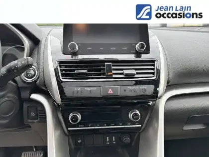 Photo 13 Mitsubishi Eclipse  Cross 2.4 MIVEC PHEV Twin Motor 4WD