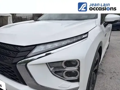 Photo 19 Mitsubishi Eclipse  Cross 2.4 MIVEC PHEV Twin Motor 4WD