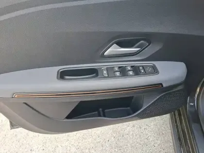 Photo 19 Dacia Jogger  ECO-G 100 5 places