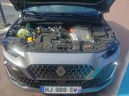 Photo 11 Renault Clio  E-Tech full hybrid 160 ch