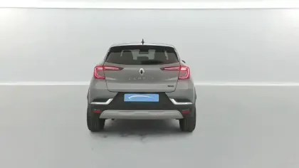 Photo 12 Renault Captur  E-Tech full hybrid 145