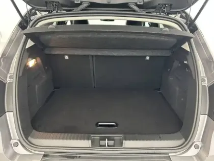 Photo 26 Renault Captur  E-Tech full hybrid 145